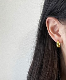 コンパクトフープピアス