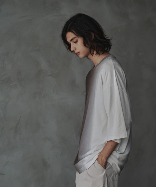 shiki tokyo(シキトウキョウ)の「Oversized Gradation Tie Dye Tshirts / オーバーサイズグラデーションタイダイTシャツ(Tシャツ/カットソー・メンズ・ダークブラウン/ダークブルー・SMALL/MEDIUM/LARGE)」の8枚目の写真