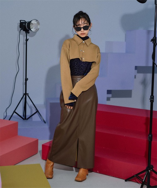 miette(ミエット)の「ダンボールショートシャツ(シャツ/ブラウス・レディース・ベージュ/ブラック・FREE)」の7枚目の写真