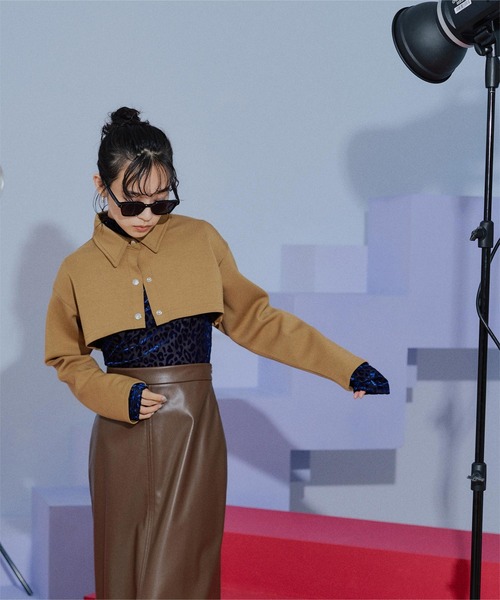 miette(ミエット)の「ダンボールショートシャツ(シャツ/ブラウス・レディース・ベージュ/ブラック・FREE)」の9枚目の写真