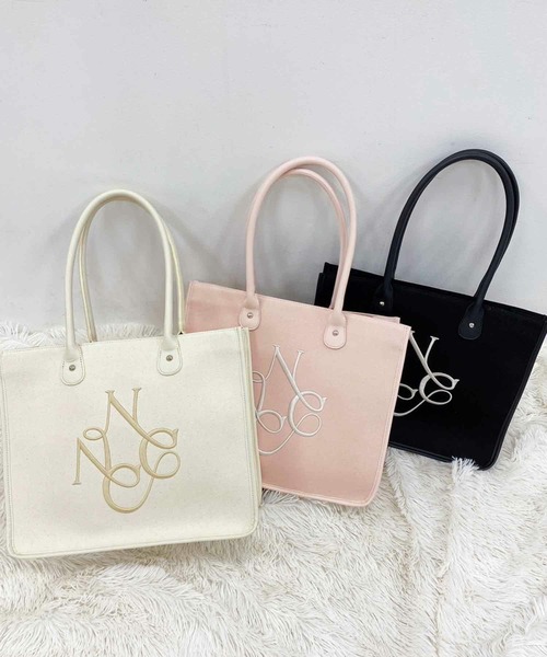 one after another NICE CLAUP（ワンアフターアナザーナイスクラップ）の「再入荷【A4サイズ収納可能】刺繍入りトリミングトートバッグ（トートバッグ・レディース・アイボリー/ピンク/ブラック・ONE SIZE）」の9枚目の写真