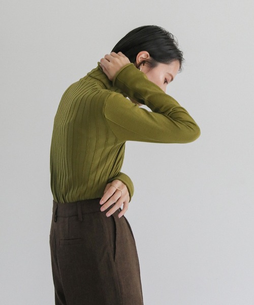 select MOCA(セレクトモカ)の「ランダムリブタートルニット(ニット/セーター・レディース・ライトオリーブ/ネイビー/アイボリー/ブラック/ブラウン・FREE)」の7枚目の写真