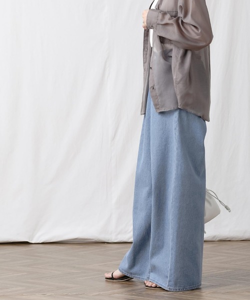 Gready Brilliant（グレディブリリアン）の「デニムタックワイドパンツ