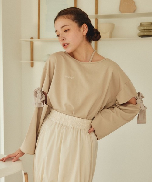 pomiii(ポミー)の「リボンショルダーロンT(Tシャツ/カットソー・レディース・グレイッシュベージュ/ブラック・FREE)」の2枚目の写真