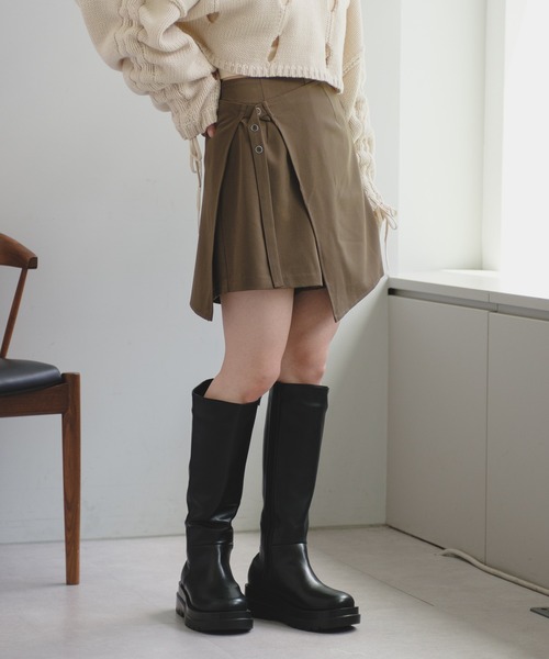 Kastane(カスタネ)の「【着回し可能】ラップミニスカートパンツ(その他パンツ・レディース・ブラウン/チャコールグレー/ブラック・FREE)」の6枚目の写真