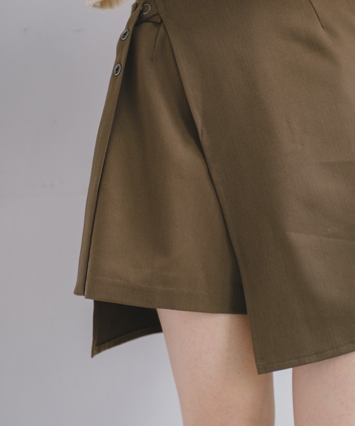 Kastane(カスタネ)の「【着回し可能】ラップミニスカートパンツ(その他パンツ・レディース・ブラウン/チャコールグレー/ブラック・FREE)」の15枚目の写真