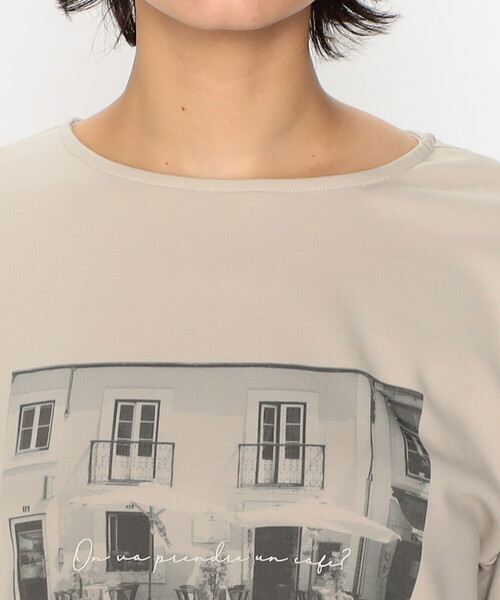 COMME CA ISM(コムサイズム)の「フォトプリント プルオーバー(Tシャツ/カットソー・レディース・グレイッシュベージュ/ホワイト/モカ・M/L)」の14枚目の写真