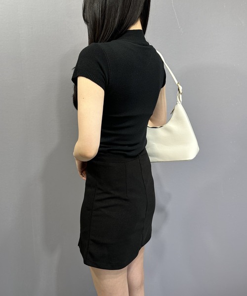 Silly（シリー）の「【韓国コーデに一枚♪】10color ハイネック ショートスリーブ ニットトップス（ニット/セーター・レディース・グリーン/レッド/ブラウン/ホワイト/ライトグリーン/パープル/イエロー/ライトブルー/ブラック/アイボリー・FREE）」の20枚目の写真