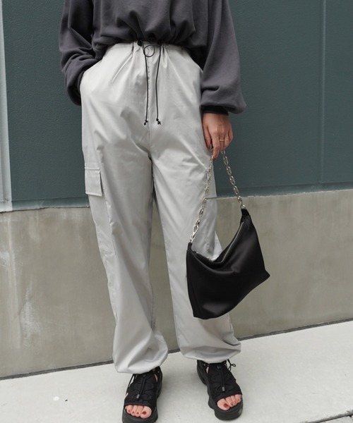 E.M.A.N.O.N(エマノン)の「【E.M.A.N.O.N】ドロストデザインカーゴパンツ/ワークパンツ(RO)(カーゴパンツ・レディース・グレー/アイボリー/ブラック/ラベンダー・FREE)」の13枚目の写真