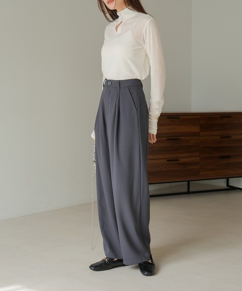 Bab（バブ）の「【S・M・Lサイズ展開あり】2タックセンタープレスストレートパンツ（スラックス・レディース・グレー/ホワイト系その他/ブラウン/ブラック・M/L/S）」の3枚目の写真