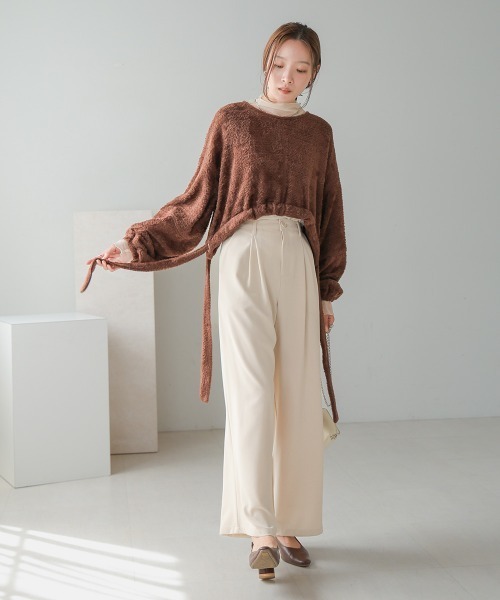 Bab（バブ）の「【S・M・Lサイズ展開あり】2タックセンタープレスストレートパンツ（スラックス・レディース・グレー/ホワイト系その他/ブラウン/ブラック・M/L/S）」の5枚目の写真