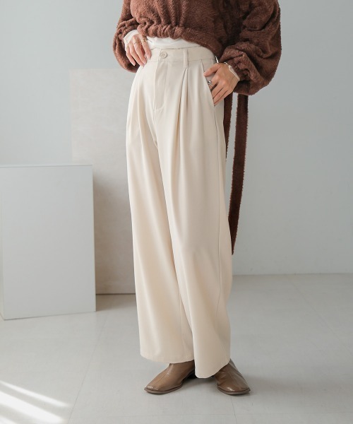 Bab（バブ）の「【S・M・Lサイズ展開あり】2タックセンタープレスストレートパンツ（スラックス・レディース・グレー/ホワイト系その他/ブラウン/ブラック・M/L/S）」の6枚目の写真