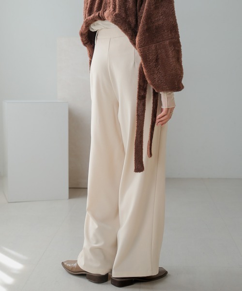 Bab（バブ）の「【S・M・Lサイズ展開あり】2タックセンタープレスストレートパンツ（スラックス・レディース・グレー/ホワイト系その他/ブラウン/ブラック・M/L/S）」の11枚目の写真