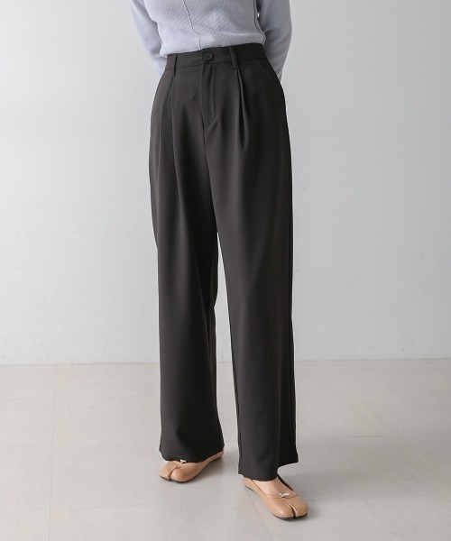 Bab（バブ）の「【S・M・Lサイズ展開あり】2タックセンタープレスストレートパンツ（スラックス・レディース・グレー/ホワイト系その他/ブラウン/ブラック・M/L/S）」の12枚目の写真