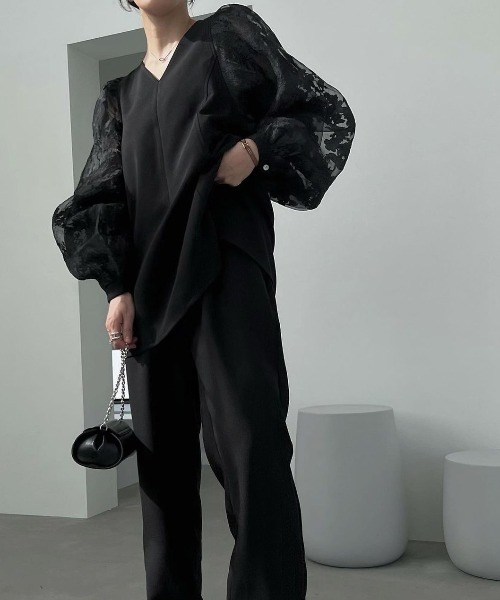 WILLFULLY（ウィルフリー）の「organdy flower 2way volume sleeve pt