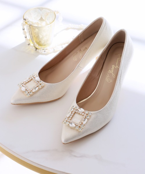 jurer（ジュレ）の「ポインテッドトゥビジューバックルパンプス（パンプス・レディース・ゴールド/プラチナム/ブラック・S/M/L/LL）」の17枚目の写真