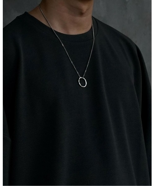 ARROWM(アローム)の「ARROWM ツイストリングネックレス(ネックレス・メンズ・シルバー・FREE)」の20枚目の写真