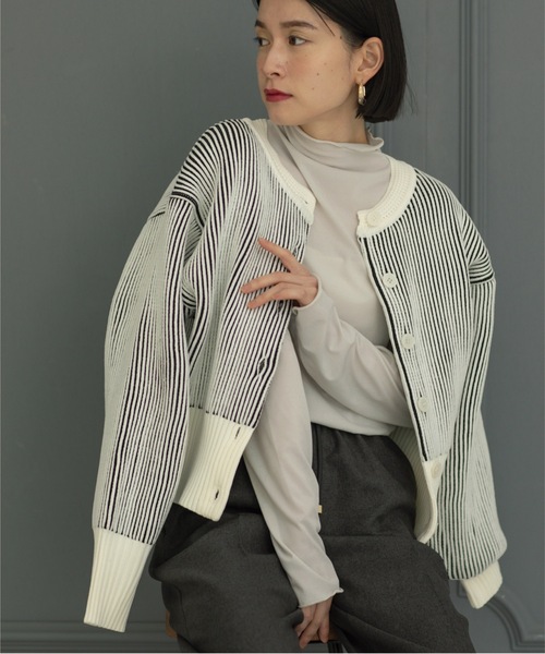 OPAQUE.CLIP（オペークドットクリップ）の「◆≪ヒルナンデス！で紹介≫ 2WAY 配色リブスポンディッシュニットカーディガン【洗濯機洗い可】（カーディガン/ボレロ・レディース・グレー系その他5/ホワイト系5/ブルー系4・36/38/40）」の12枚目の写真