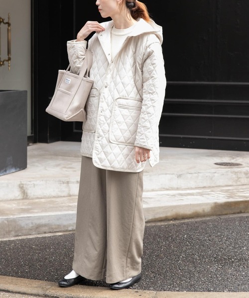 FORK&SPOON(フォークアンドスプーン)の「FORK&SPOON キルティングミドルフーディーコート(ダウンジャケット/コート・レディース・アイボリー/グリーン系その他・1)」の15枚目の写真