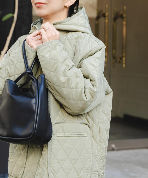 FORK&SPOON(フォークアンドスプーン)の「FORK&SPOON キルティングミドルフーディーコート(ダウンジャケット/コート・レディース・アイボリー/グリーン系その他・1)」の22枚目の写真