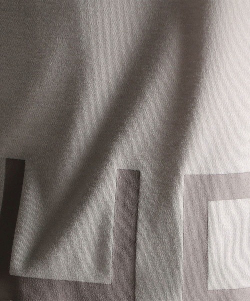 HIDEAWAYS NICOLE（ハイダウェイニコル）の「ビッグロゴ長袖Tシャツ（Tシャツ/カットソー・メンズ・チェック/オフホワイト/アッシュグレー/ブラック・MEDIUM/LARGE/X-LARGE）」の14枚目の写真