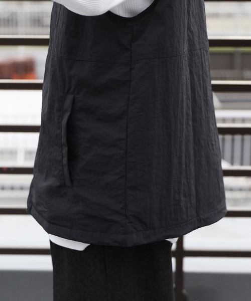 ８(eight)（エイト）の「ナイロンジップベスト（ベスト・メンズ・カーキ/ブラック/グレー・LARGE/MEDIUM）」の9枚目の写真