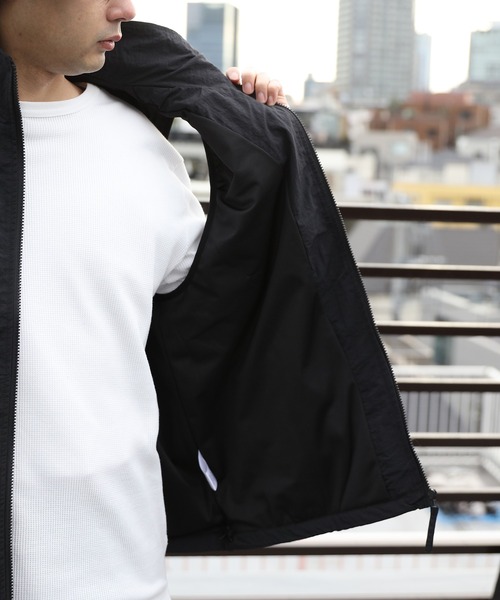 ８(eight)（エイト）の「ナイロンジップベスト（ベスト・メンズ・カーキ/ブラック/グレー・LARGE/MEDIUM）」の10枚目の写真