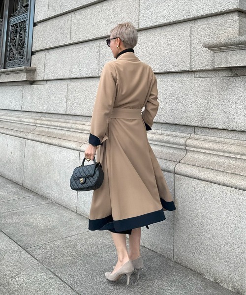 JENNE（ジェンヌ）の「オードリーフレアトレンチコート