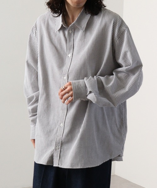 FUNALIVE（ファンアライブ）の「fabric oversized shirt / 布帛オーバーサイズシャツ unisex（シャツ/ブラウス・メンズ・ネイビー×ホワイト/ホワイト/サックスブルー/グレー×ホワイト/カーキ/ベージュ/チャコール・M/L）」の3枚目の写真