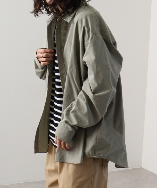 FUNALIVE（ファンアライブ）の「fabric oversized shirt / 布帛オーバーサイズシャツ unisex（シャツ/ブラウス・メンズ・ネイビー×ホワイト/ホワイト/サックスブルー/グレー×ホワイト/カーキ/ベージュ/チャコール・M/L）」の15枚目の写真