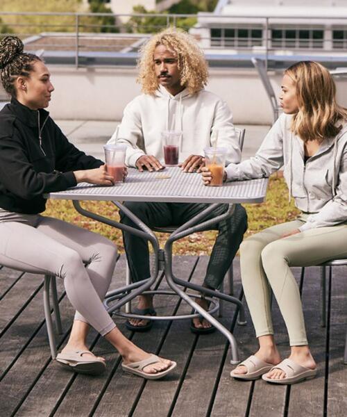 OOFOS/ウーフォス OOriginal リカバリーサンダル メンズ レディース