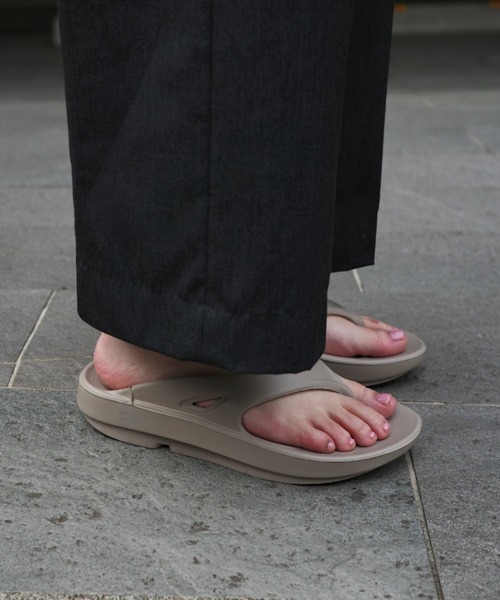 OOFOS/ウーフォス OOriginal リカバリーサンダル メンズ レディース