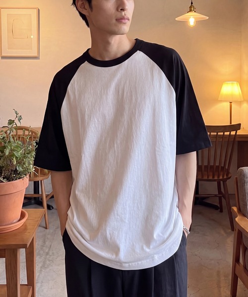 United Athle（ユナイテッドアスレ）の「【United Athle】5.6オンス ラグランTシャツ 半袖 5041（Tシャツ/カットソー・メンズ・アイボリー系1/ホワイト×パープル/ライトグレー系2/アイボリー系2/ホワイト×ブラック/ライトグレー系1/ライトグレー系3・M/XL/L）」の20枚目の写真
