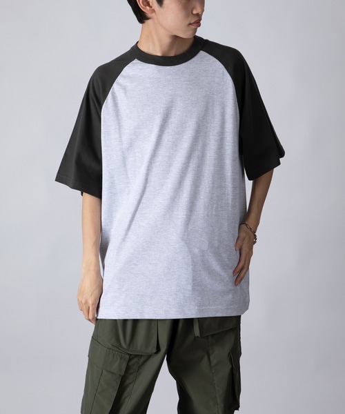 United Athle（ユナイテッドアスレ）の「【United Athle】5.6オンス ラグランTシャツ 半袖 5041（Tシャツ/カットソー・メンズ・アイボリー系1/ホワイト×パープル/ライトグレー系2/アイボリー系2/ホワイト×ブラック/ライトグレー系1/ライトグレー系3・M/XL/L）」の8枚目の写真