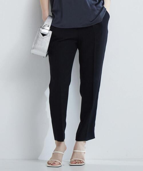 Tiara（ティアラ）の「《定番》イージータックパンツ（スラックス・レディース・ブラック/アイボリー/ネイビー・1/2/3/4）」の3枚目の写真
