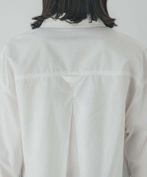 PUBLIC TOKYO（パブリックトウキョウ）の「アシメポケットショートシャツ（シャツ/ブラウス・レディース・ブルー/アイボリー/ホワイト・FREE）」の10枚目の写真