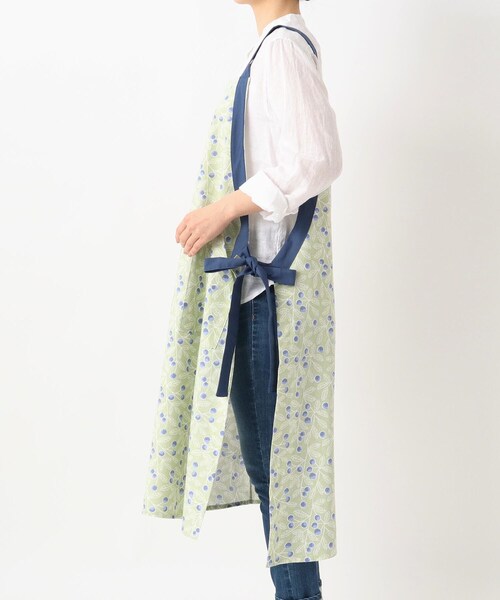212 KITCHEN STORE（トゥワントゥキッチンストア）の「アイビーフラワーエプロン BL（エプロン・レディース・その他・00）」の3枚目の写真