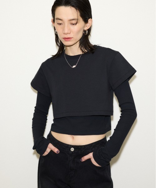 THROW by SLY(スローバイスライ)の「THROW 2P LAYERED TOPS ツーピー レイヤード トップス(Tシャツ/カットソー・レディース・ベージュ/ブラック・FREE)」の2枚目の写真