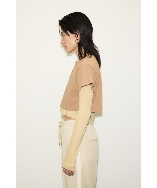 THROW by SLY(スローバイスライ)の「THROW 2P LAYERED TOPS ツーピー レイヤード トップス(Tシャツ/カットソー・レディース・ベージュ/ブラック・FREE)」の4枚目の写真