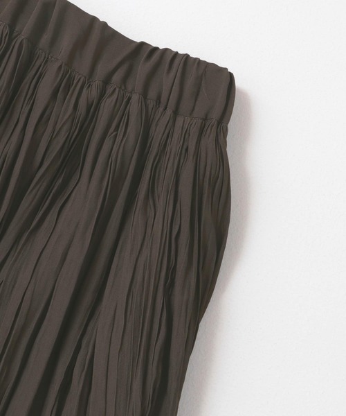 ITEMS URBANRESEARCH(アイテムズ アーバンリサーチ)の「プリーツロングスカート(スカート・レディース・オレンジ系その他/チャコールグレー/ベージュ・FREE)」の14枚目の写真