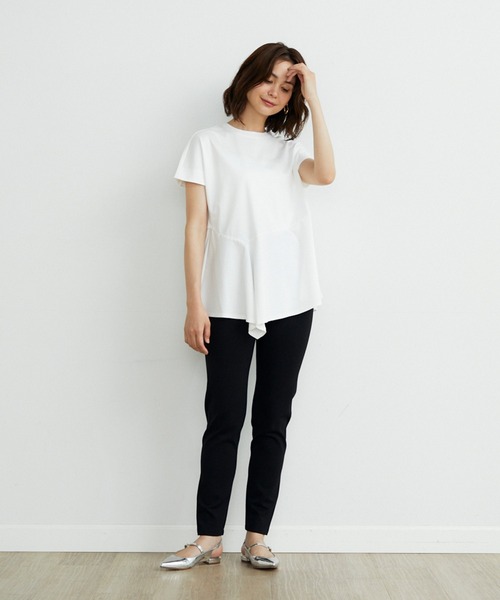 INED(イネド)の「【接触冷感】ペプラムTシャツ(Tシャツ/カットソー・レディース・オフホワイト/ブラック/イエロー・9号)」の5枚目の写真