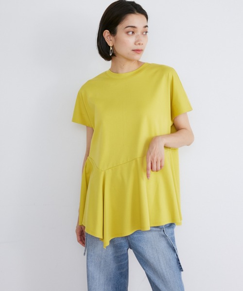 INED(イネド)の「【接触冷感】ペプラムTシャツ(Tシャツ/カットソー・レディース・オフホワイト/ブラック/イエロー・9号)」の16枚目の写真