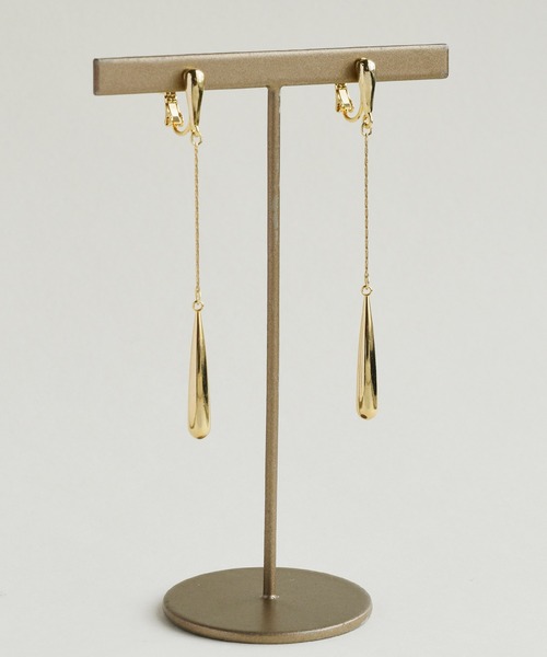 GOLDY（ゴールディ）の「スレンダー ライン ロング イヤリング（イヤリング・レディース・シルバー/ゴールド・FREE）」の3枚目の写真