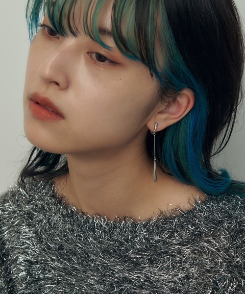 GOLDY（ゴールディ）の「スレンダー ライン ロング イヤリング（イヤリング・レディース・シルバー/ゴールド・FREE）」の6枚目の写真