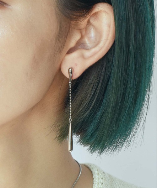 GOLDY（ゴールディ）の「スレンダー ライン ロング イヤリング（イヤリング・レディース・シルバー/ゴールド・FREE）」の7枚目の写真