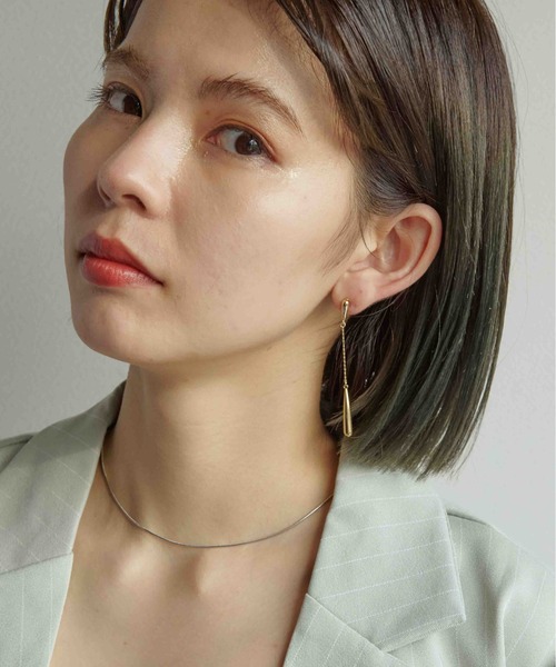 GOLDY（ゴールディ）の「スレンダー ライン ロング イヤリング（イヤリング・レディース・シルバー/ゴールド・FREE）」の10枚目の写真