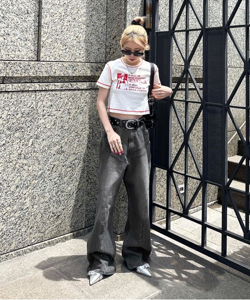sedacle girl(セダクルガール)の「切り替えスタッズデニム(デニムパンツ・レディース・ライトブルー/ブラック・MEDIUM/SMALL)」の5枚目の写真