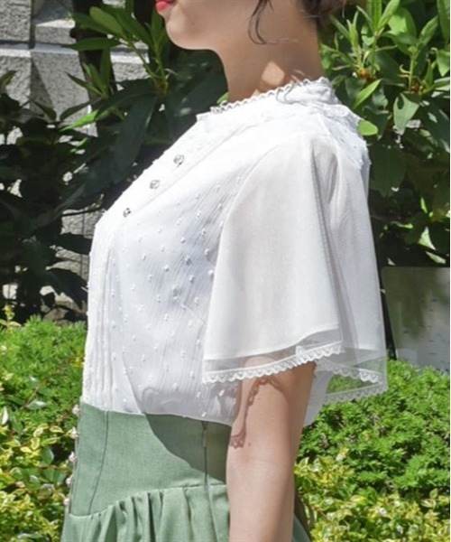 axes femme POETIQUE（アクシーズファムポエティック）の「フレア袖ドットドビーブラウス（シャツ/ブラウス・レディース・ブラック/キナリ/ホワイト/ラベンダー・MEDIUM）」の6枚目の写真