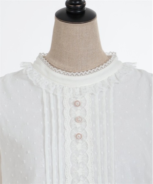 axes femme POETIQUE（アクシーズファムポエティック）の「フレア袖ドットドビーブラウス（シャツ/ブラウス・レディース・ブラック/キナリ/ホワイト/ラベンダー・MEDIUM）」の13枚目の写真