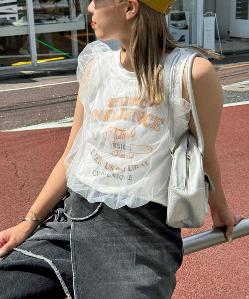 CIAOPANIC（チャオパニック）の「チュールレイヤードノースリーブロゴTシャツ（Tシャツ/カットソー・レディース・ブラック/オフホワイト/レッド・FREE）」の2枚目の写真